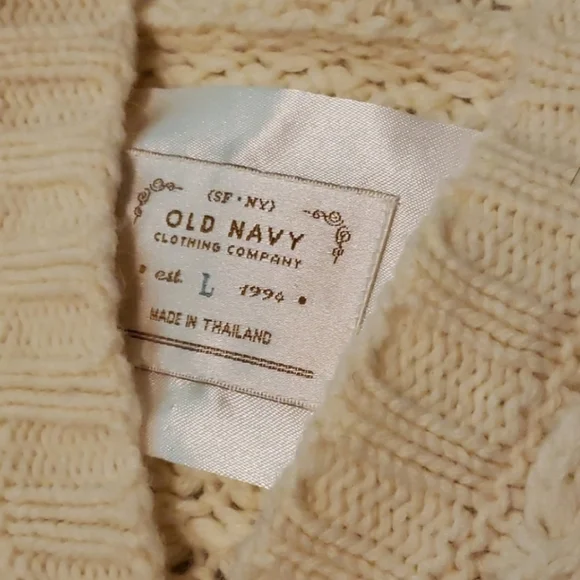 Old Navy Angora Wool Rabbit Cream Sweater Hoodie Textured Tight Knit Comfy Rare